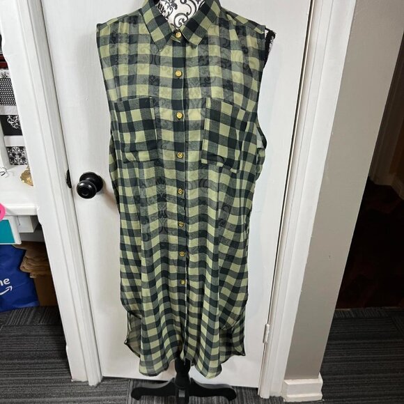 Cleo green black Buffalo checked hi low sheer button up dress. 1X - Picture 4 of 9